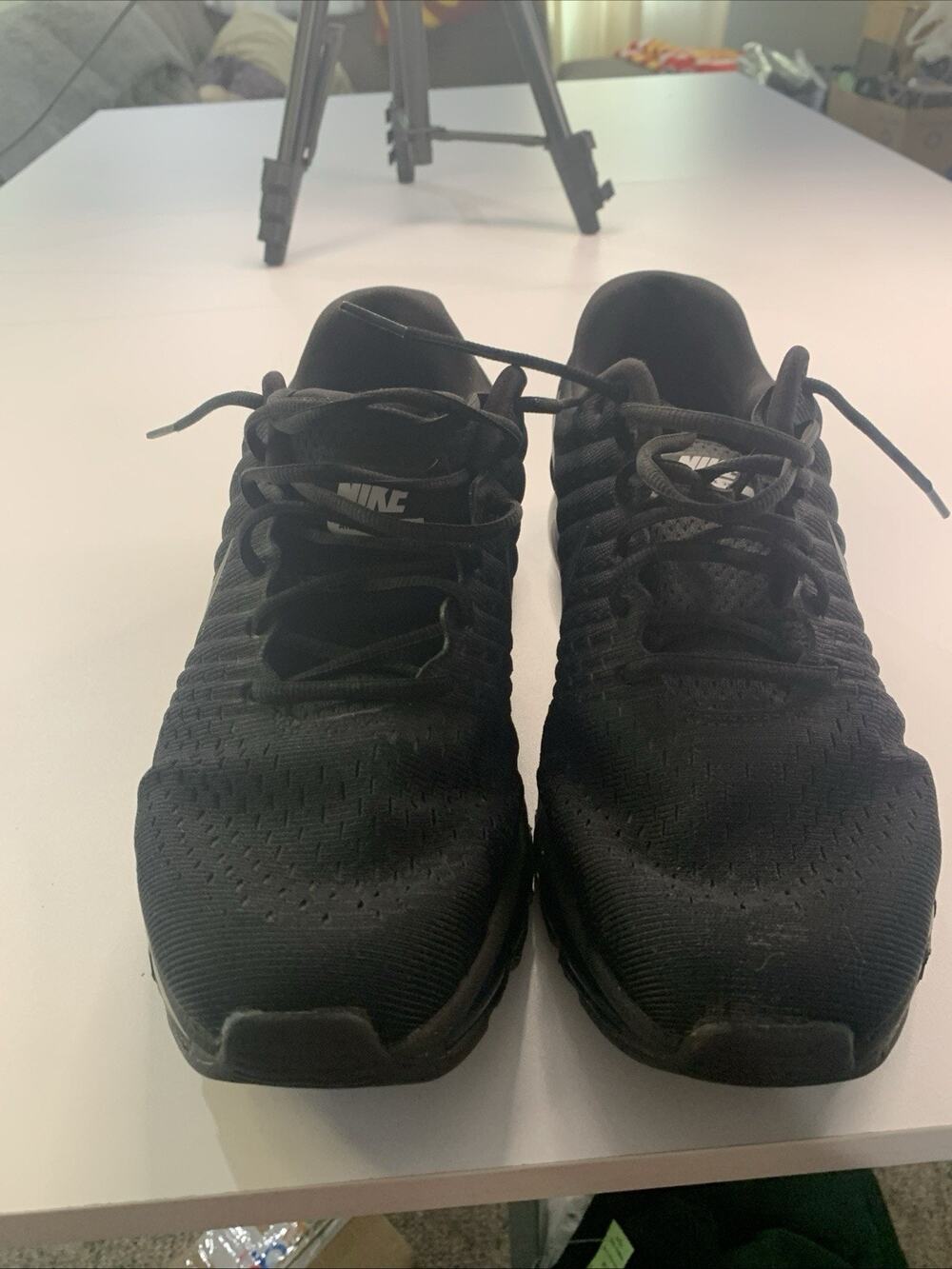 Nike Air Max 2017 Men's Triple Black Running Workout Shoe 849560-004 Size 11
